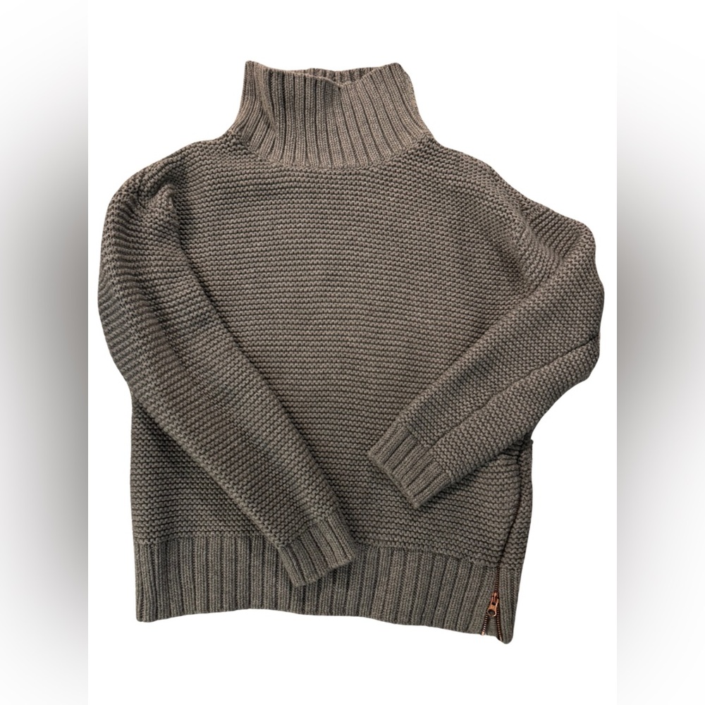 Lululemon Cozy Gray Knit Sweater